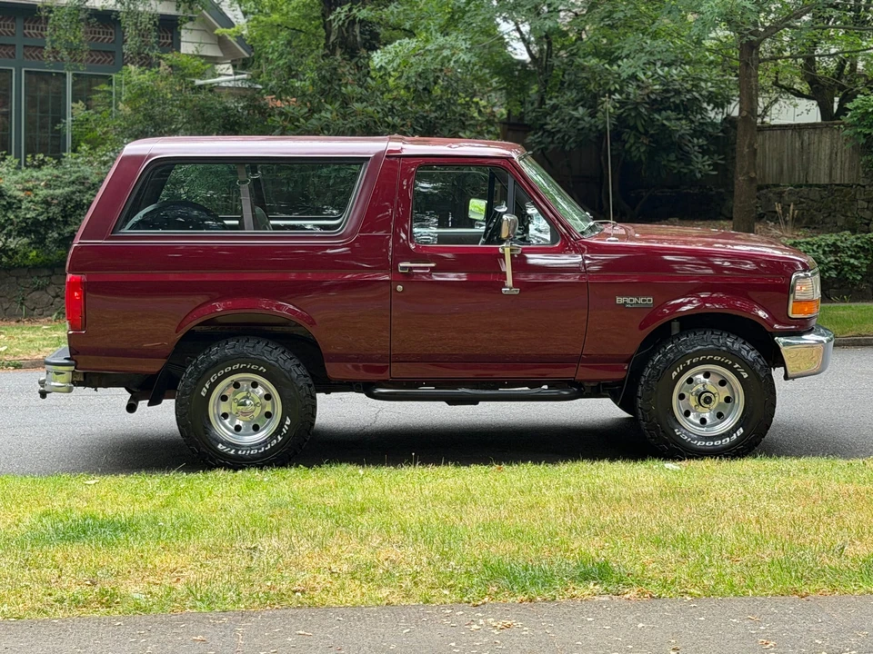 1996 Ford Bronco 5th Gen - Image 9 of 31