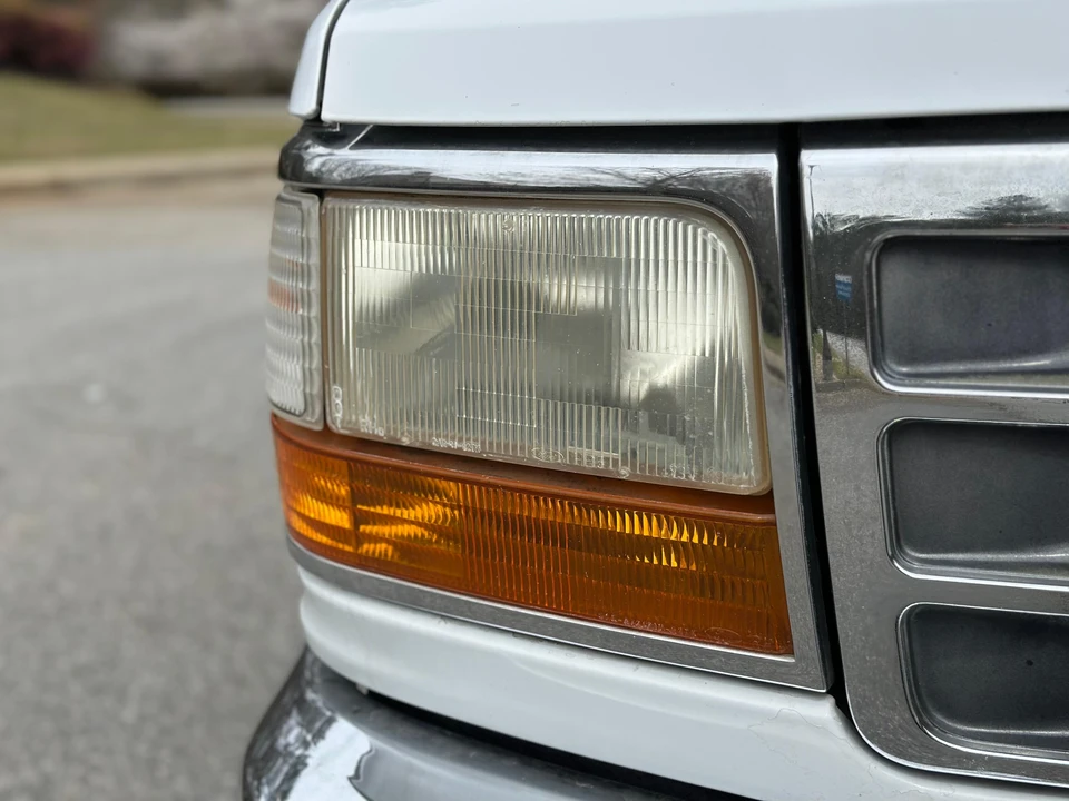 1996 Ford Bronco 5th Gen - Image 14 of 31