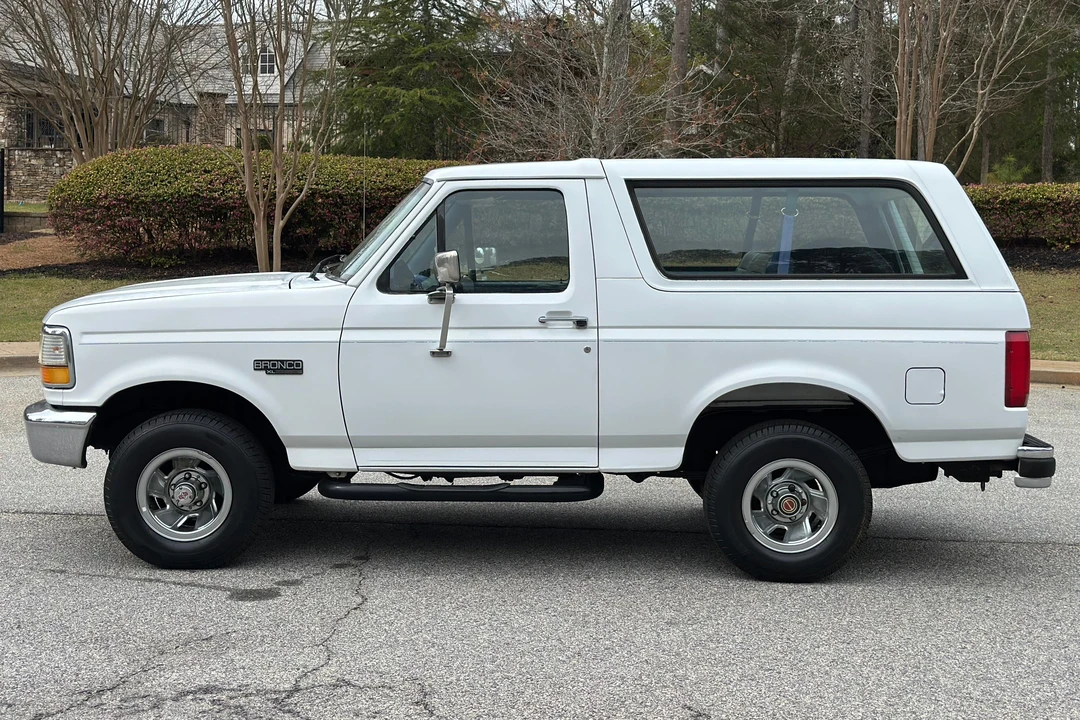 1996 Ford Bronco 5th Gen - Image 3 of 31