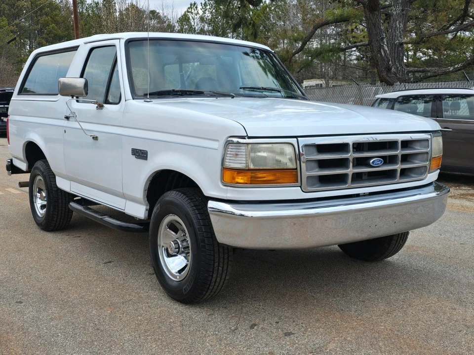 1996 Ford Bronco 5th Gen - Image 13 of 31