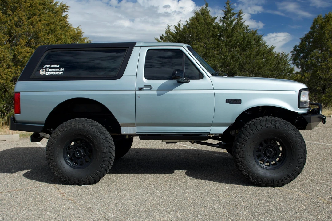 1996 Ford Bronco 5th Gen - Image 3 of 31