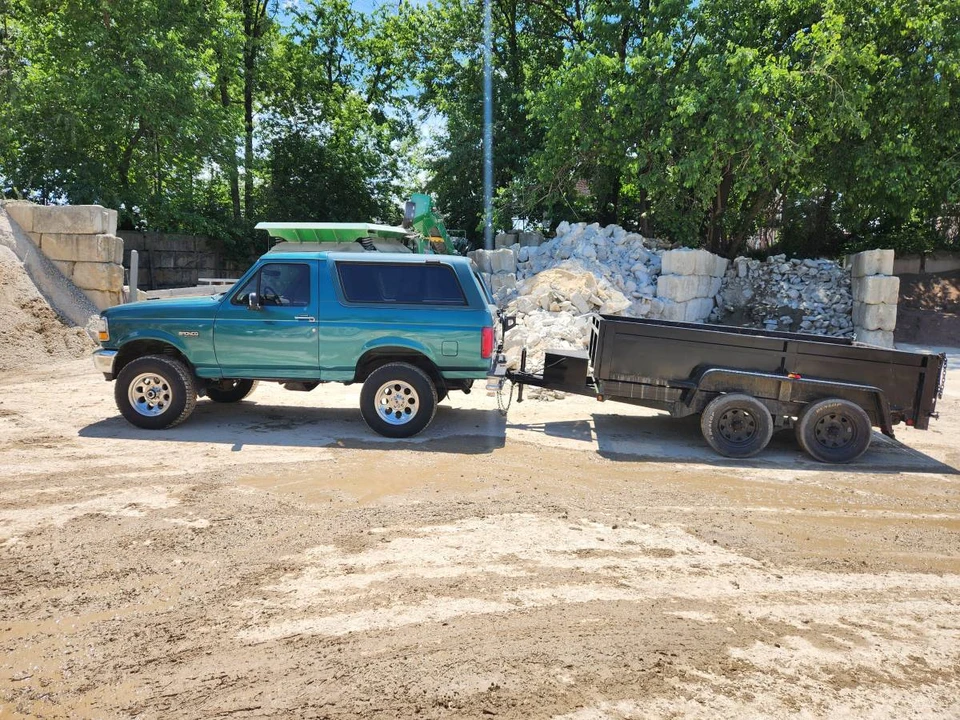 1996 Ford Bronco - Image 24 of 24