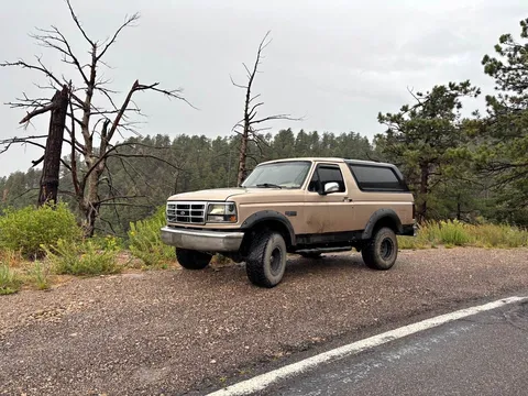 1996 Ford Bronco XL