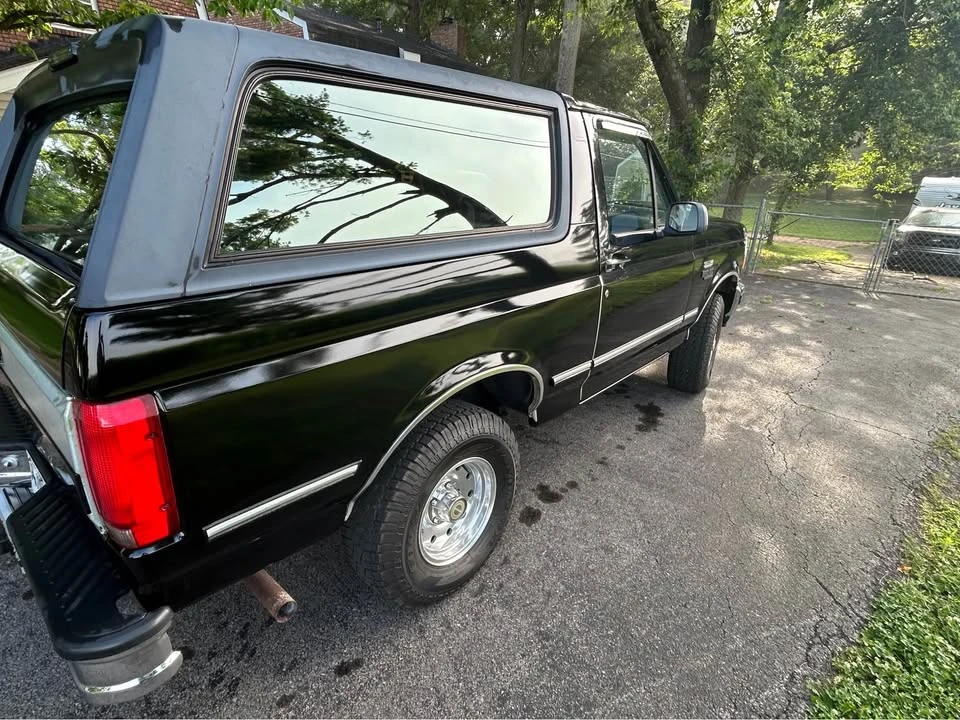 1996 Ford Bronco 5th Gen - Image 2 of 9