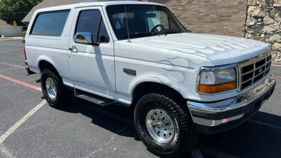 1996 Ford Bronco 5th Gen - Image 3 of 16