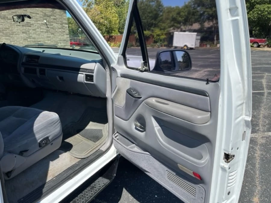 1996 Ford Bronco 5th Gen - Image 10 of 16