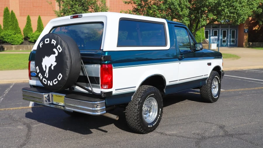1996 Ford Bronco 5th Gen - Image 3 of 31