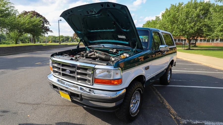 1996 Ford Bronco 5th Gen - Image 17 of 31