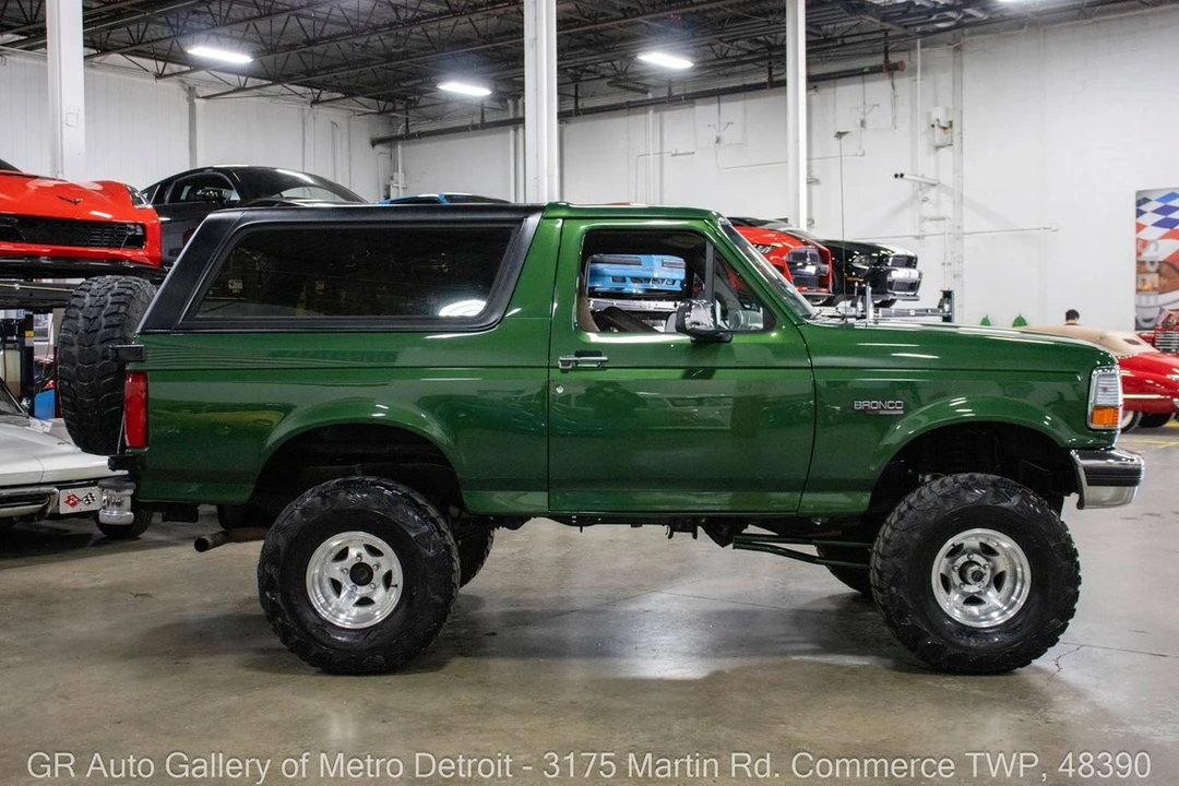 1996 Ford Bronco 5th Gen - Image 8 of 12