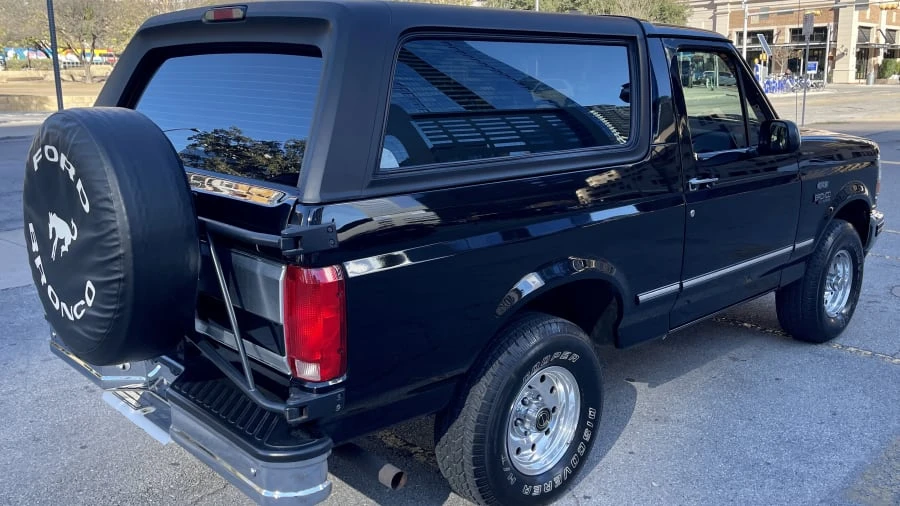 1996 Ford Bronco 5th Gen - Image 19 of 20