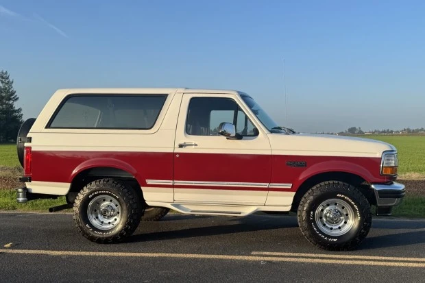1996 Ford Bronco 5th Gen - Image 3 of 8