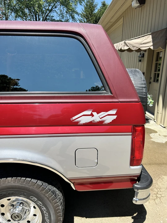 1996 Ford Bronco 5th Gen - Image 28 of 31