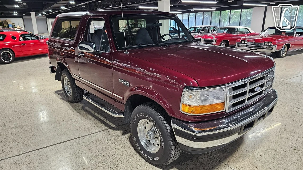 1996 Ford Bronco 5th Gen - Image 15 of 31