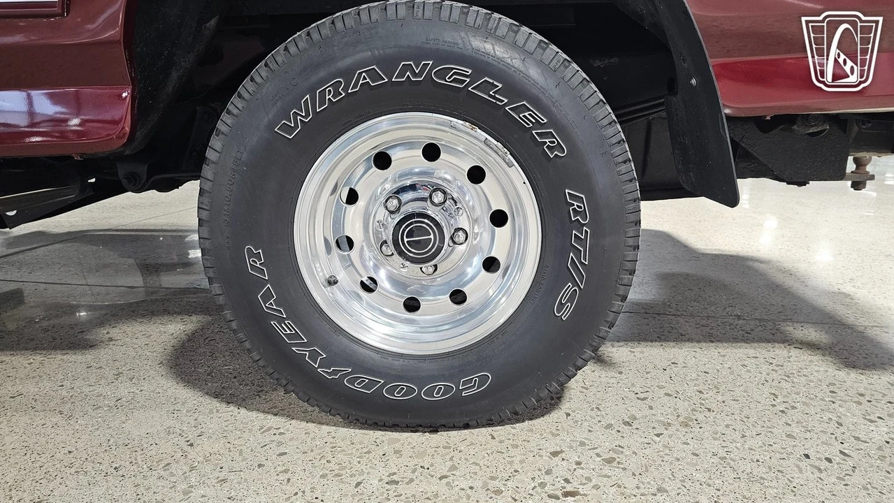 1996 Ford Bronco 5th Gen - Image 26 of 31