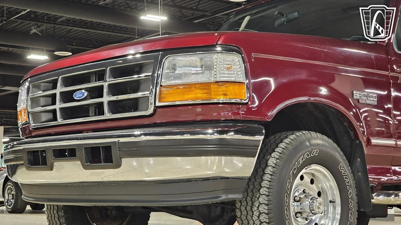 1996 Ford Bronco 5th Gen - Image 31 of 31