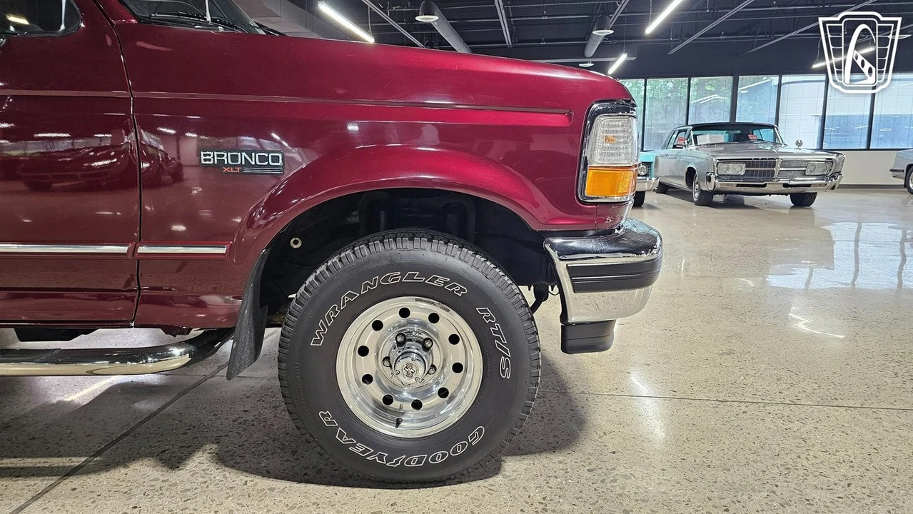1996 Ford Bronco 5th Gen - Image 22 of 31