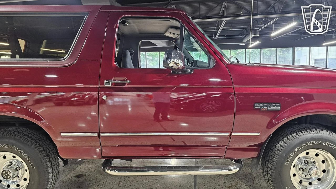 1996 Ford Bronco 5th Gen - Image 23 of 31