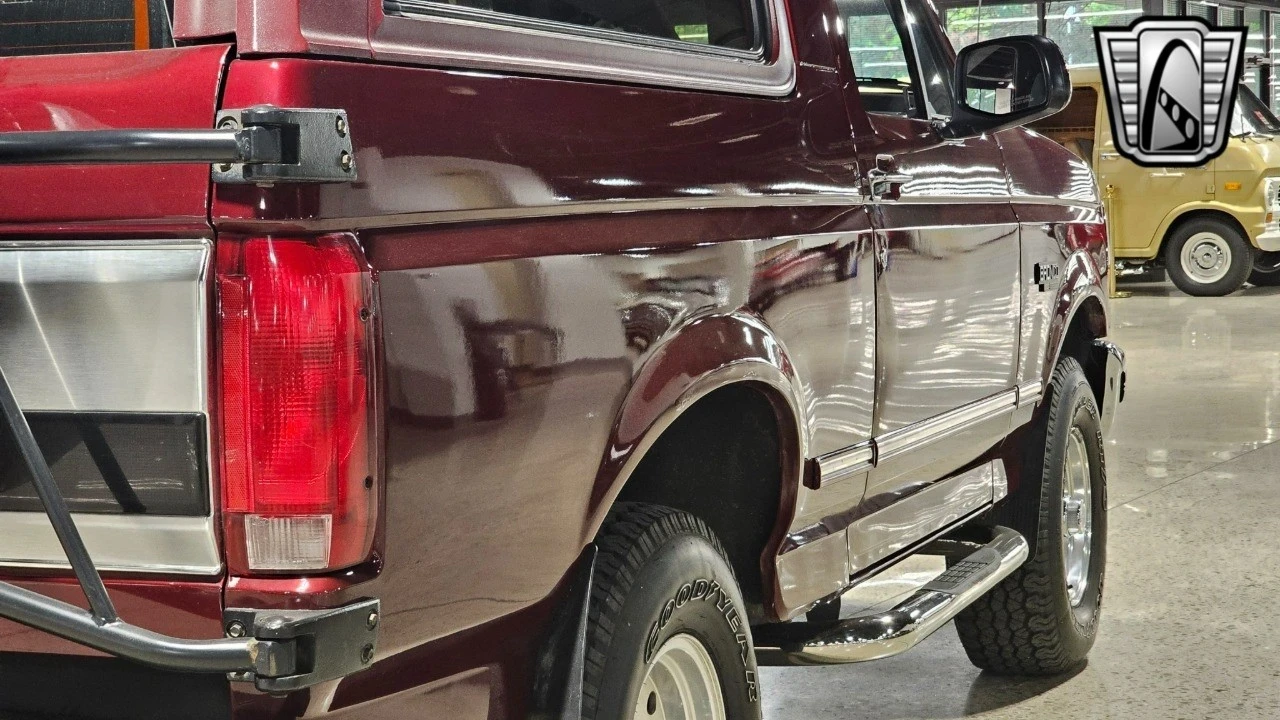 1996 Ford Bronco 5th Gen - Image 16 of 21