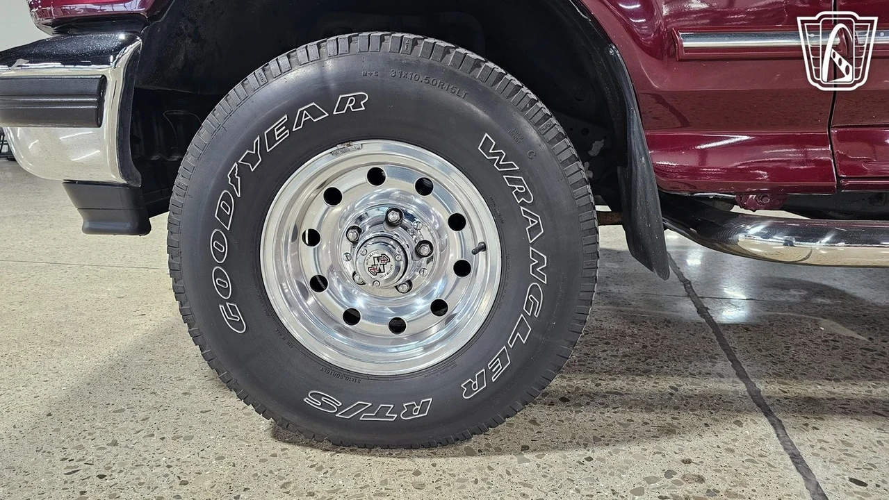 1996 Ford Bronco 5th Gen - Image 25 of 31