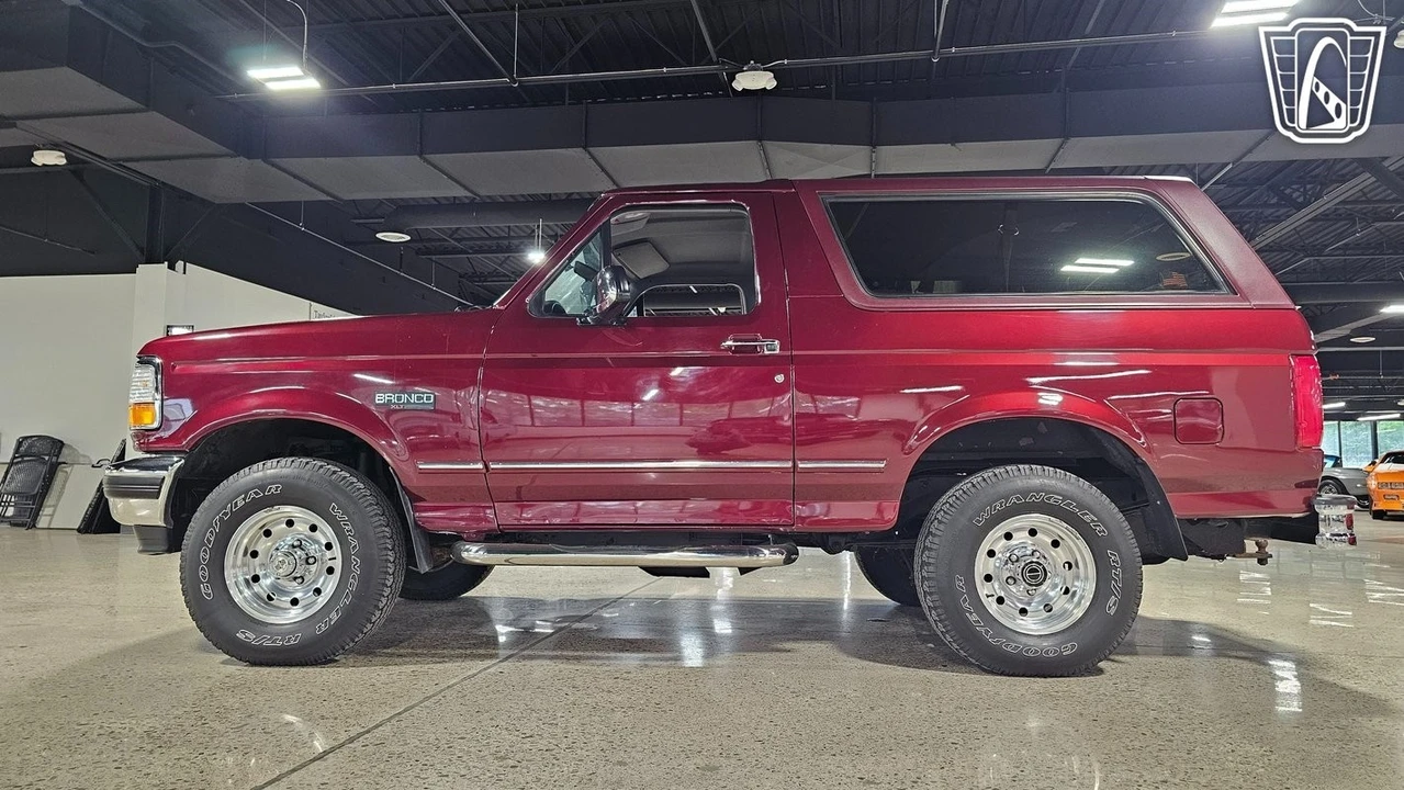 1996 Ford Bronco 5th Gen - Image 7 of 21