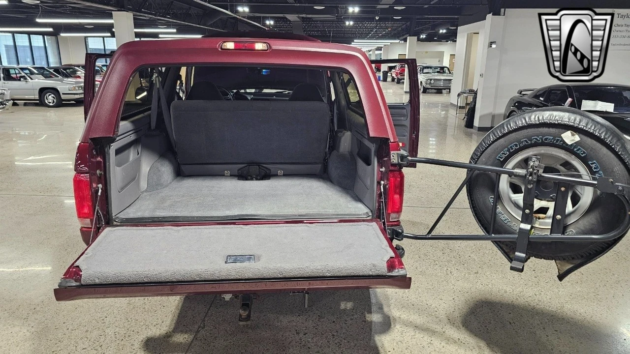 1996 Ford Bronco 5th Gen - Image 20 of 21