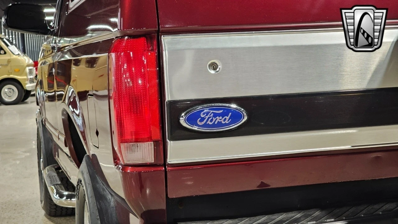 1996 Ford Bronco 5th Gen - Image 14 of 21