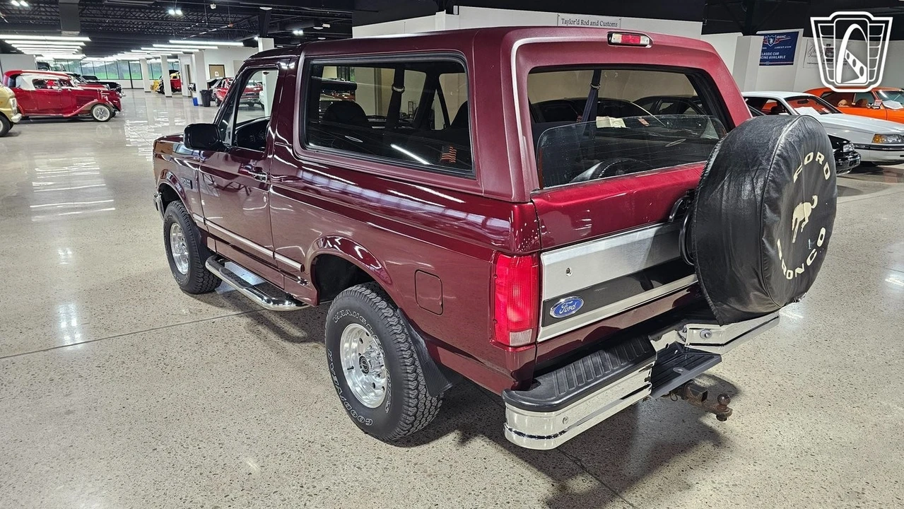 1996 Ford Bronco 5th Gen - Image 8 of 21