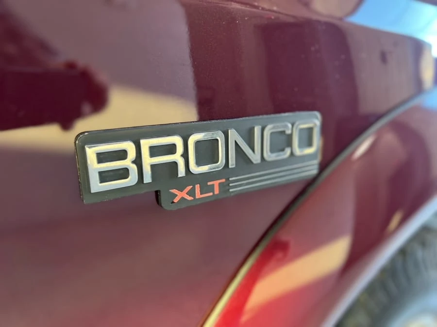 1996 Ford Bronco 5th Gen - Image 12 of 31