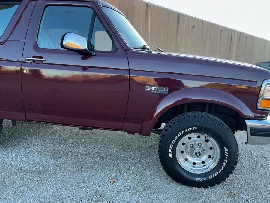 1996 Ford Bronco 5th Gen - Image 3 of 31