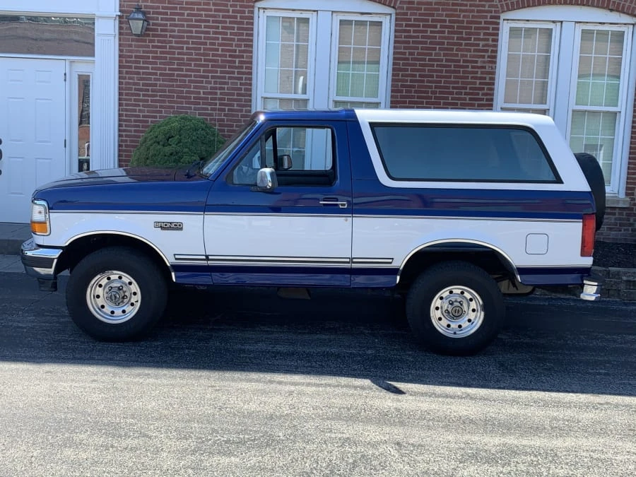 1996 Ford Bronco 5th Gen - Image 2 of 8