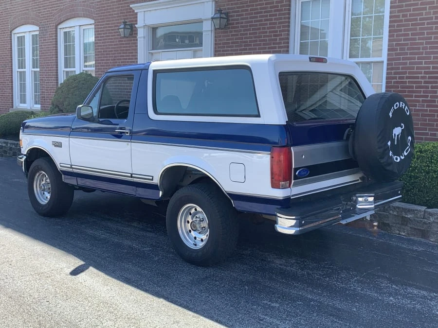 1996 Ford Bronco 5th Gen - Image 3 of 8
