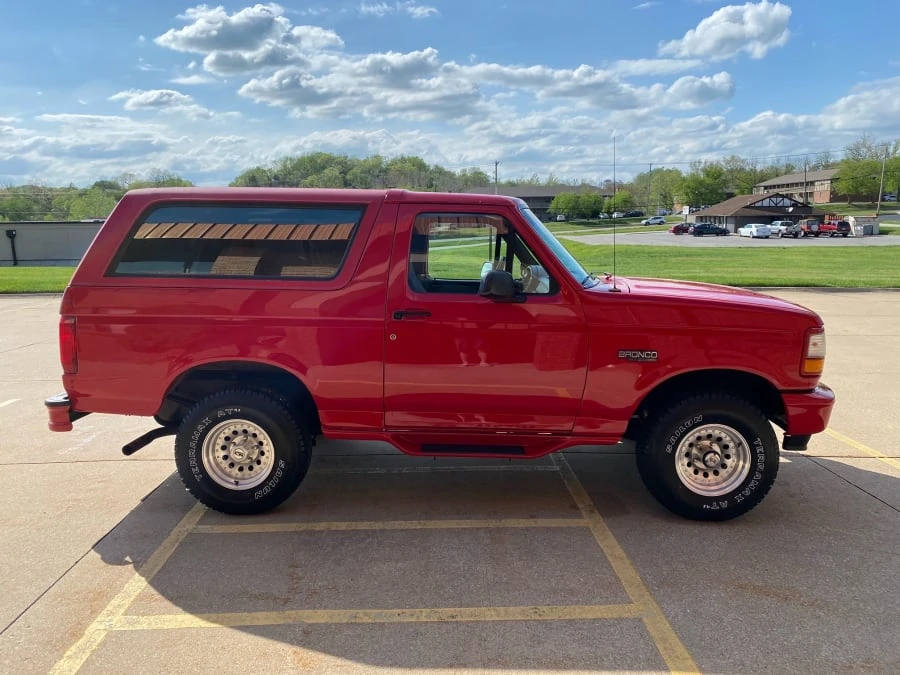 1996 Ford Bronco 5th Gen - Image 14 of 16
