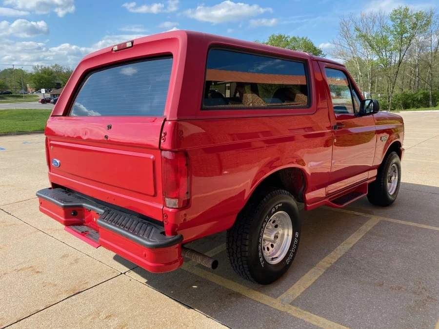 1996 Ford Bronco 5th Gen - Image 15 of 16