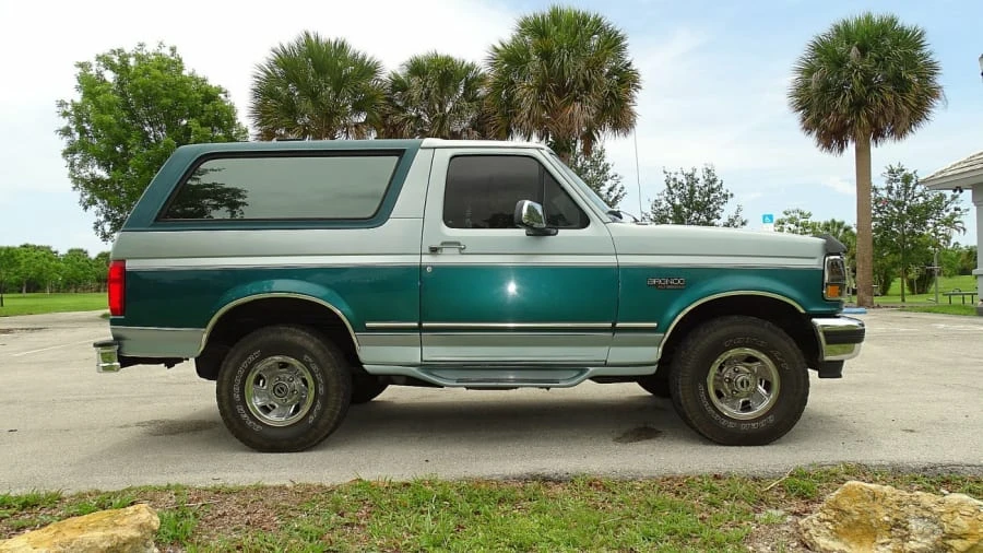 1996 Ford Bronco 5th Gen - Image 13 of 31