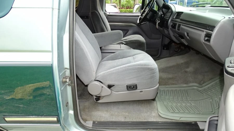 1996 Ford Bronco 5th Gen - Image 6 of 31