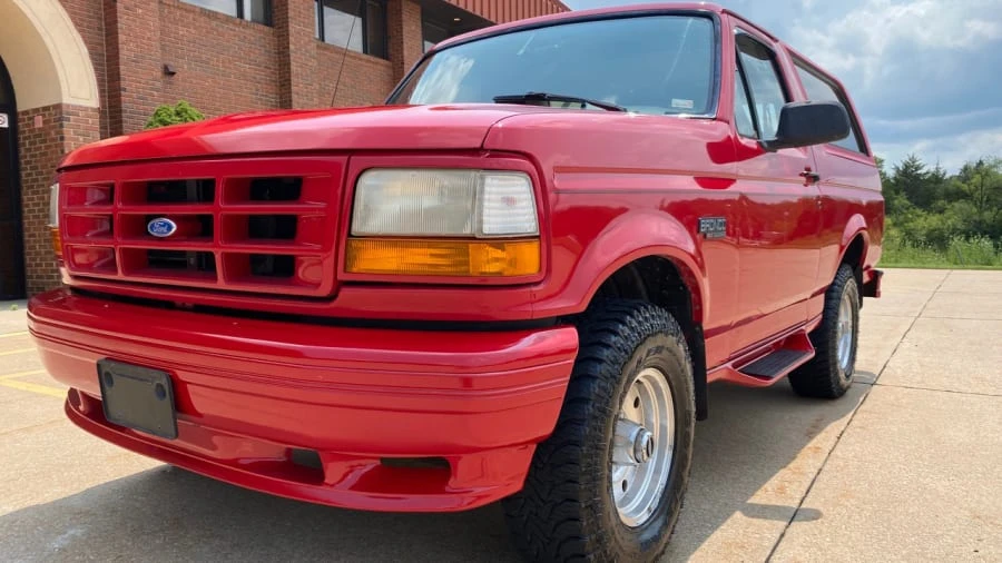 1996 Ford Bronco 5th Gen - Image 24 of 27