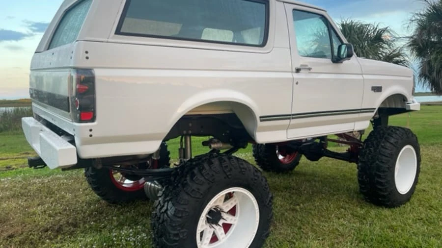 1996 Ford Bronco 5th Gen - Image 3 of 25