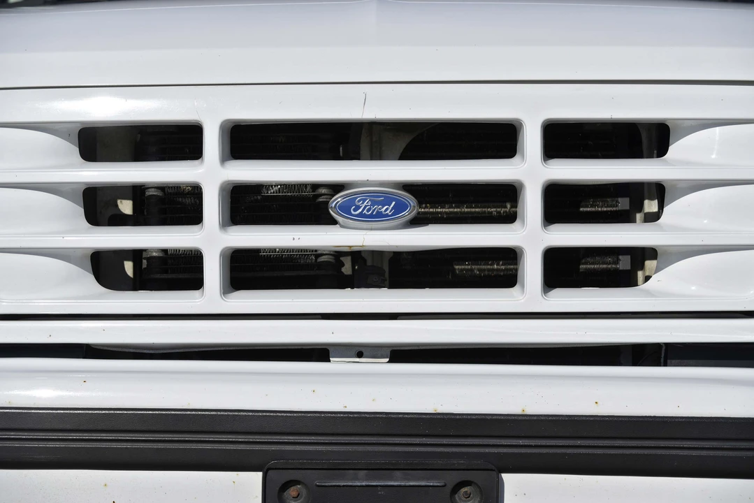 1996 Ford Bronco 5th Gen - Image 13 of 31