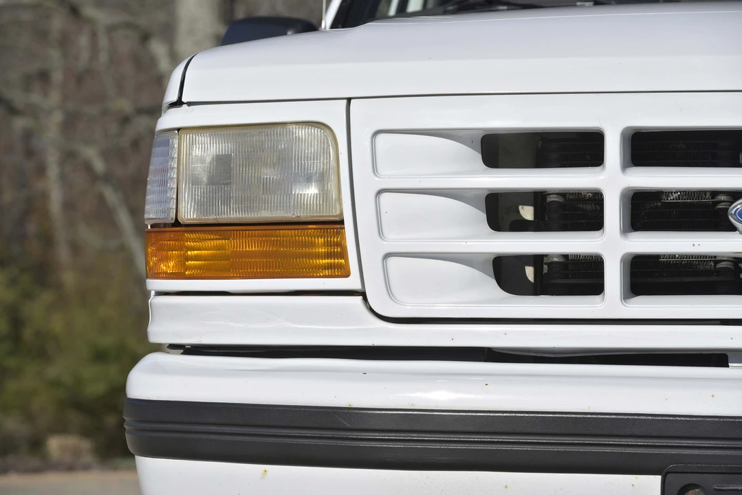1996 Ford Bronco 5th Gen - Image 12 of 31