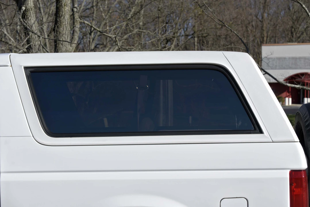 1996 Ford Bronco 5th Gen - Image 29 of 31