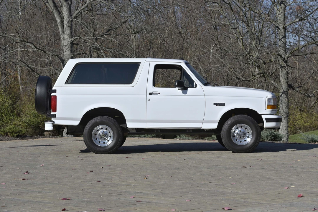 1996 Ford Bronco 5th Gen - Image 11 of 31