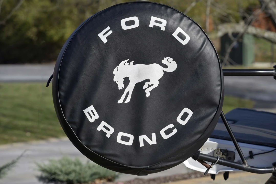 1996 Ford Bronco 5th Gen - Image 22 of 31