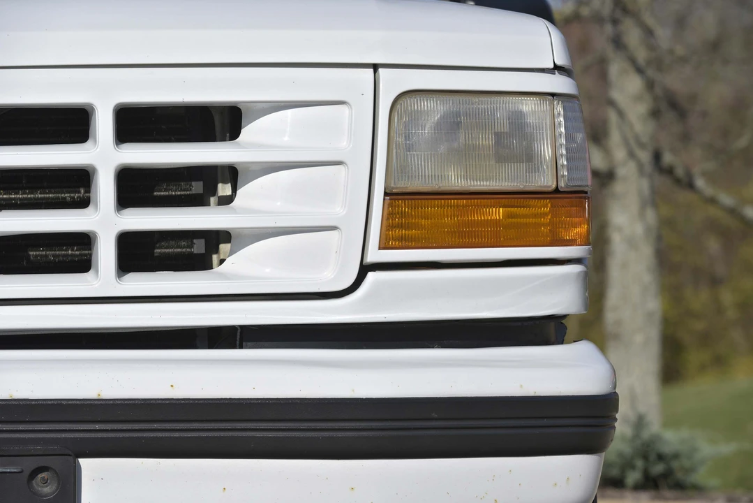 1996 Ford Bronco 5th Gen - Image 14 of 31