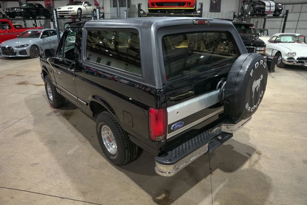 1996 Ford Bronco 5th Gen - Image 16 of 31