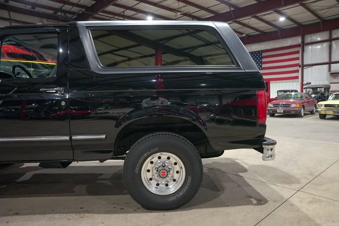 1996 Ford Bronco 5th Gen - Image 5 of 31