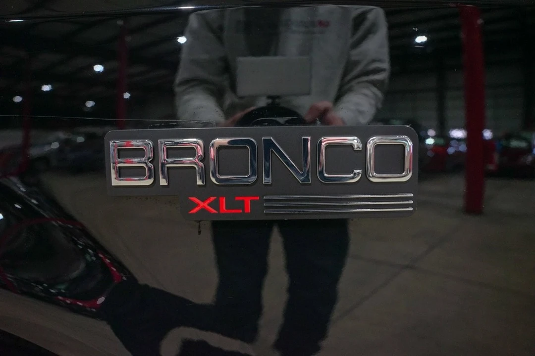 1996 Ford Bronco 5th Gen - Image 22 of 31
