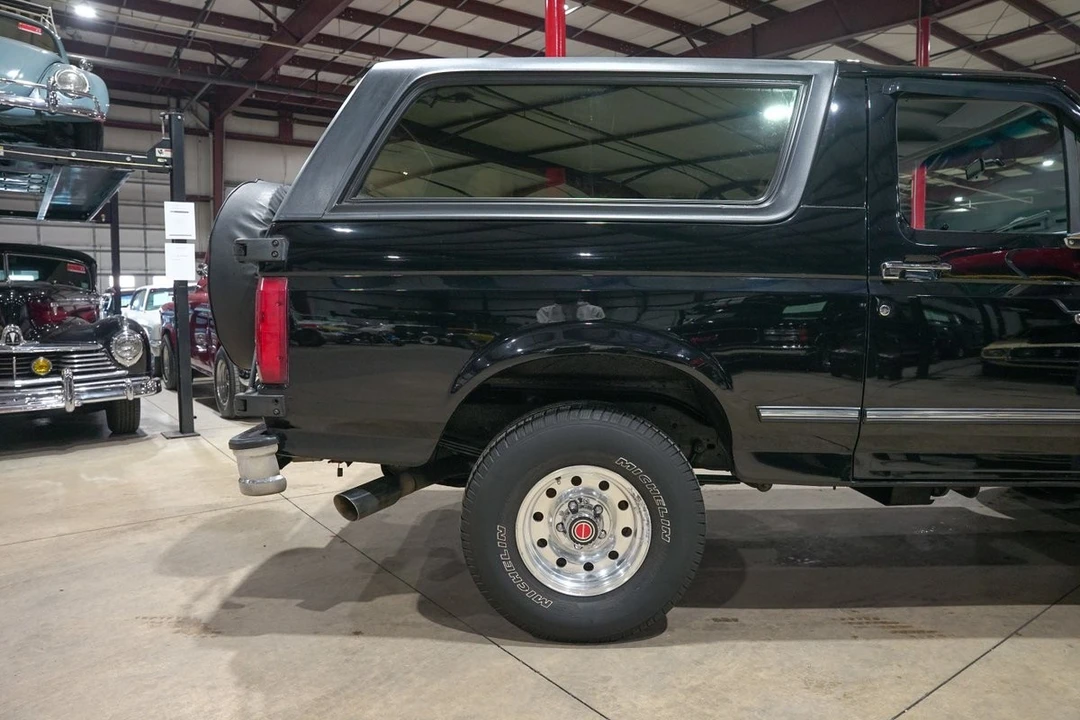 1996 Ford Bronco 5th Gen - Image 9 of 31