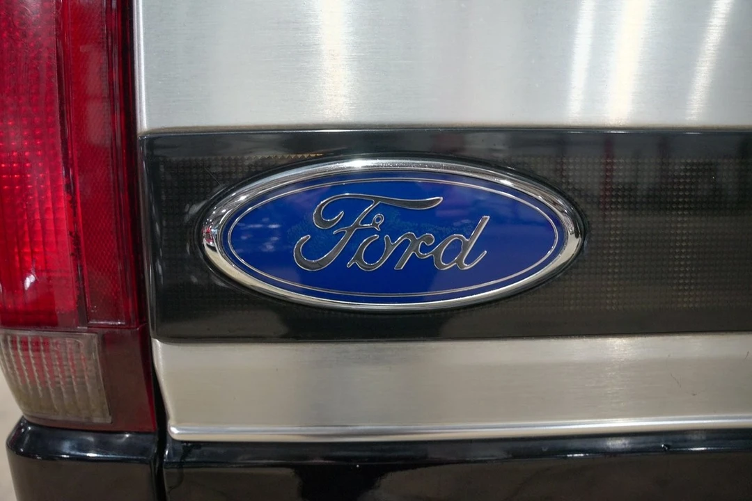 1996 Ford Bronco 5th Gen - Image 23 of 31