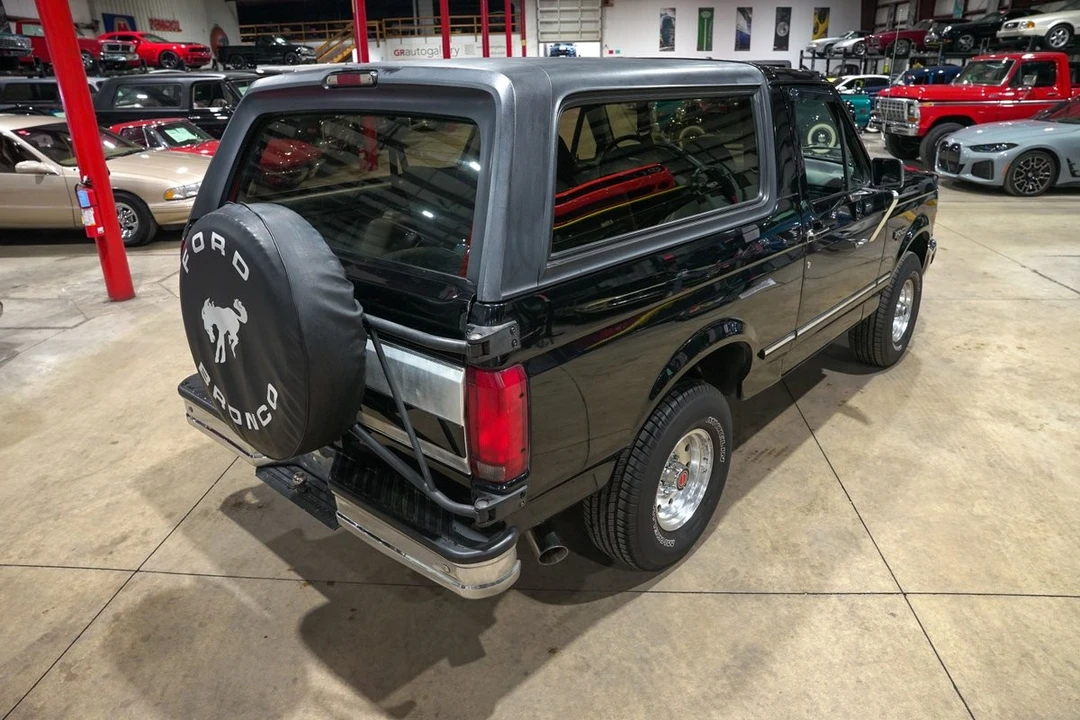 1996 Ford Bronco 5th Gen - Image 17 of 31
