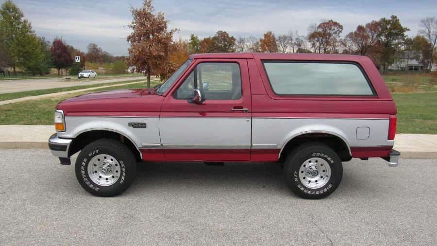 1996 Ford Bronco 5th Gen - Image 2 of 7